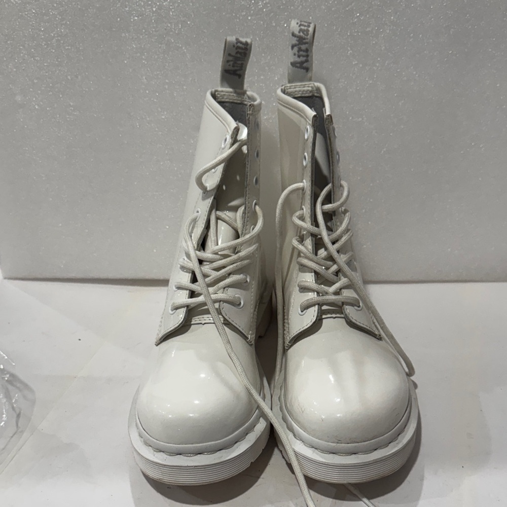 White Patent Leather Lace-Up Boots - Picture 2 of 13